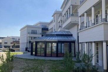 Villa Médicis Saint Cyr L école