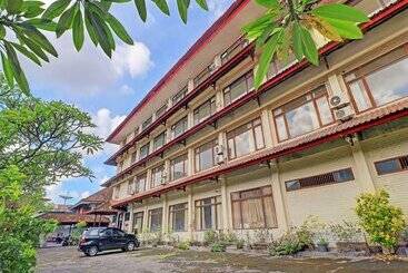 Warna Kedaton Hotel By Oyo