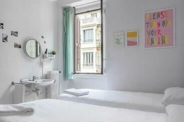 A Room In The City Hostel - San Esteban