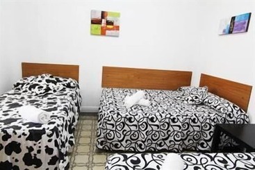 Hostal Helena 2