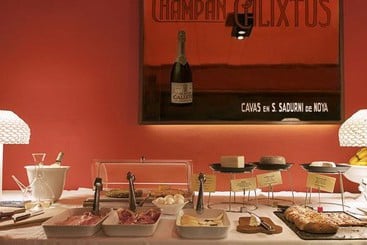 هتل Chic&basic Habana Hoose