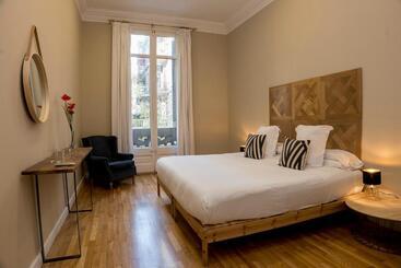 هتل Cami Gallery Barcelona