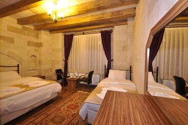 هتل Cappadocia Stone Palace