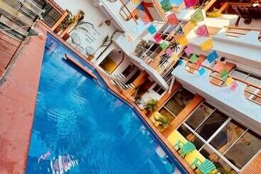 هتل Casa De La Palma Bed And Breakfast