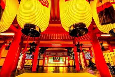 Hiroshima Capsule Hotel & Sauna New Japan Ex   Caters To Men