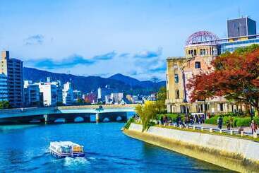 Hiroshima Capsule Hotel & Sauna New Japan Ex   Caters To Men