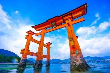 Hiroshima Capsule Hotel & Sauna New Japan Ex   Caters To Men