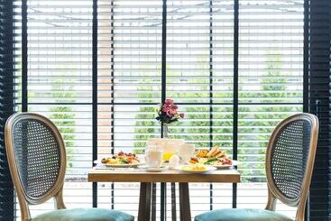Doubletree By Hilton Hotel Izmir Airport