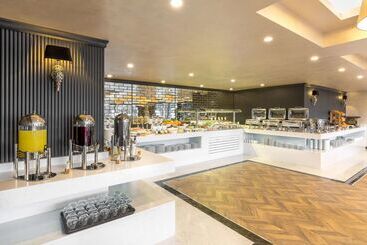 Doubletree By Hilton Hotel Izmir Airport