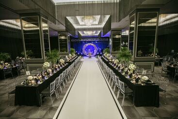Doubletree By Hilton Hotel Izmir Airport