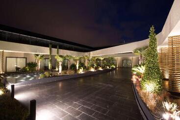 Doubletree By Hilton Hotel Izmir Airport