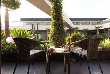 Doubletree By Hilton Hotel Izmir Airport