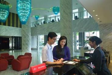 هتل Lexis Suites Penang