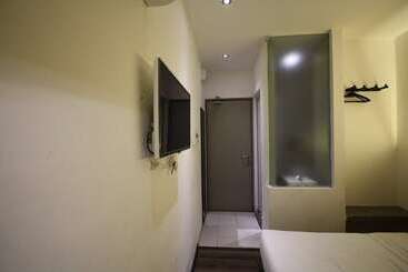 هتل Place2stay Chinatown