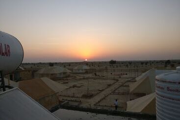 هتل Savi Camps