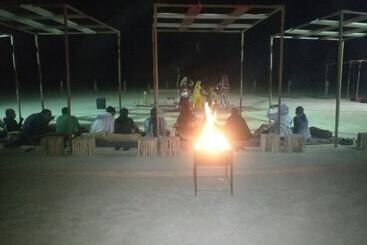 هتل Savi Camps