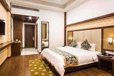 هتل The Fern Hillside Resort Bhimtal