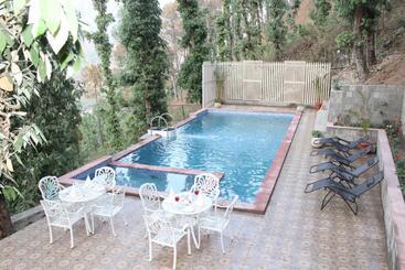 هتل The Fern Hillside Resort Bhimtal