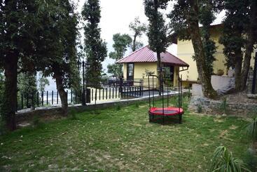 هتل The Fern Hillside Resort Bhimtal