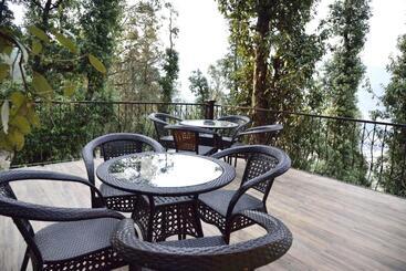 هتل The Fern Hillside Resort Bhimtal