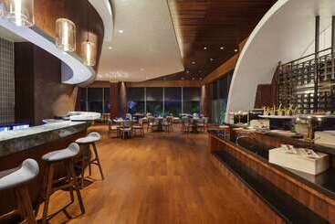 هتل Wyndham Sanya Bay