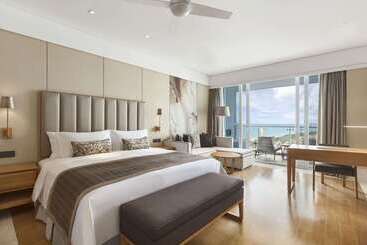 هتل Wyndham Sanya Bay