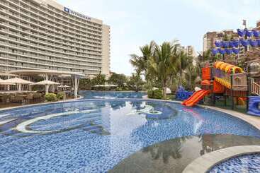 هتل Wyndham Sanya Bay