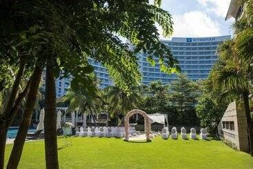 هتل Wyndham Sanya Bay