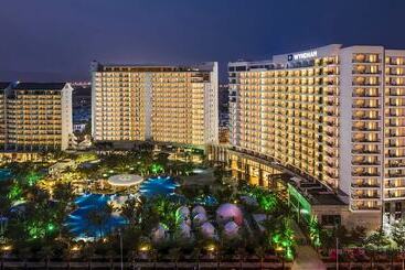 هتل Wyndham Sanya Bay