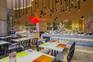 هتل Wyndham Sanya Bay