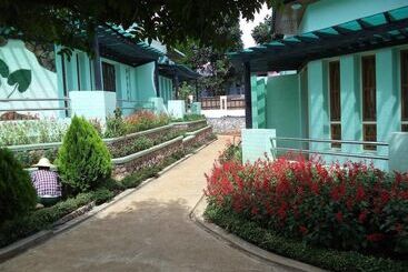 Hsaung Thazin Hotel Pyin Oo Lwin