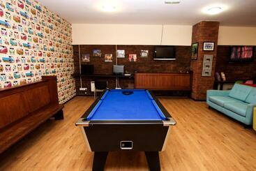 International Inn