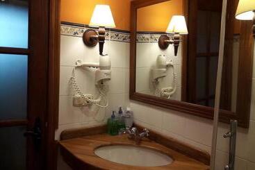 Kanpoeder   Adults Only