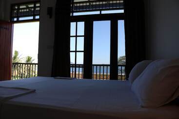 Serene Park Hotel By Ark