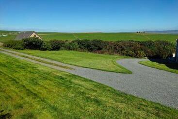 Stromness Apartments