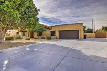Tempe Escape W/ Patio & Bar   11 Mi To Phoenix!