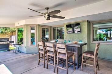 Bright Az Oasis W/ Fire Pit, Yard & Grill!