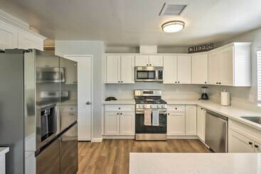 Bullhead City Home, Steps To Colorado River!