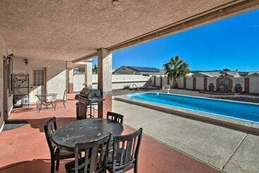 Bullhead City Home: Tesla Charger ~ 3 Mi To River