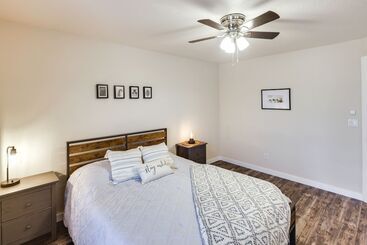 Bullhead City Oasis W/ Fire Pit + Mtn View!