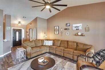 Bullhead City Oasis W/ Fire Pit + Mtn View!