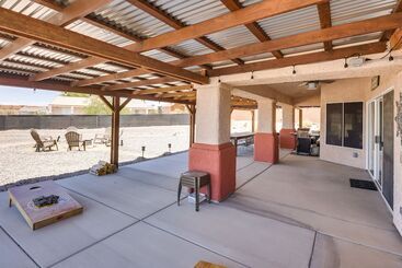 Bullhead City Oasis W/ Fire Pit + Mtn View!