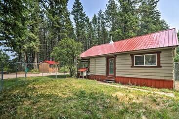 Cozy Abode W/ Views   15 Mi To Glacier Natl Park!