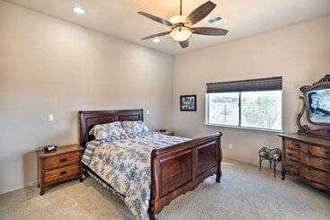 Cozy Bullhead City Home W/ Patio & Mountain Views!