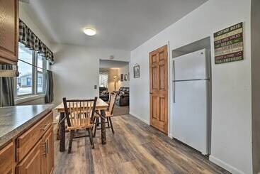 Cozy Houghton Lake Heights Cottage W/ Private Yard