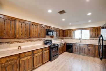 Grand Hilltop House: Best Views In Tucson!