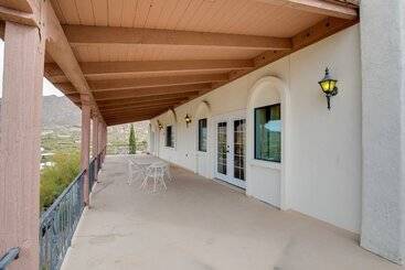 Grand Hilltop House: Best Views In Tucson!