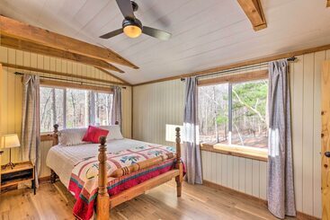 Hendersonville Cabin W/ Hot Tub, Views & Fire Pit!