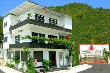 هتل Bahia B&b
