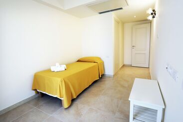 هتل Verdello Home